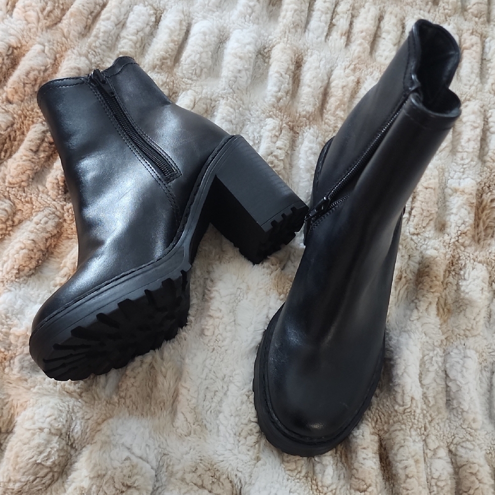 Stylish Black Ankle Boots